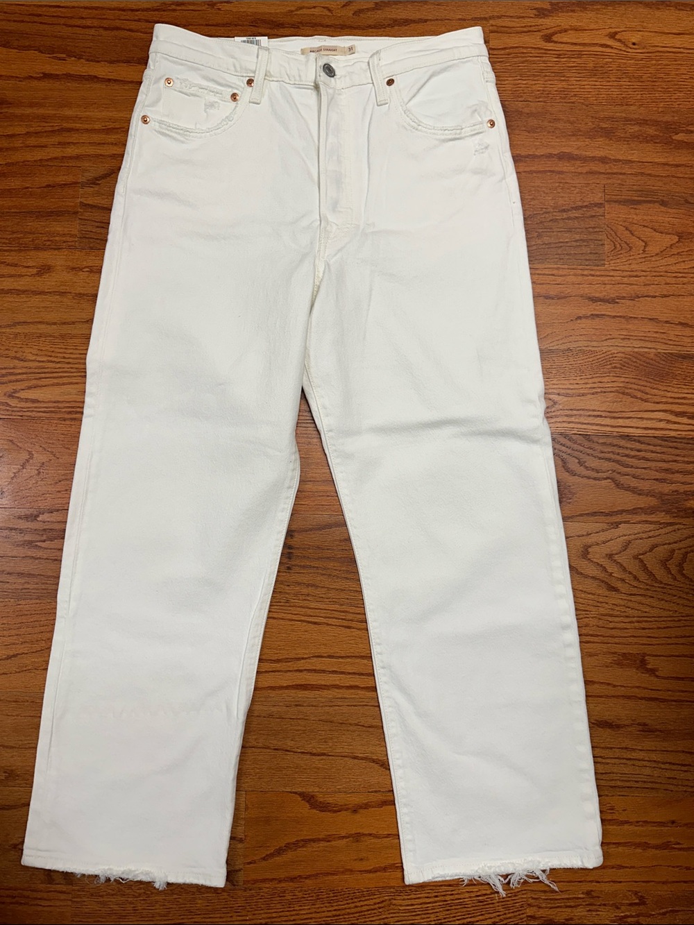 Levi’s White Straight-Leg Jeans